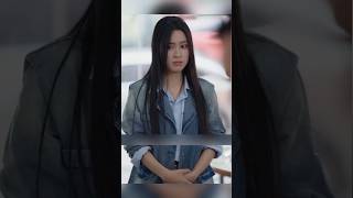 लड़की ने अपने जूता चला कर मारी । 😂😁lovechinesedrama lovestory shortvideockdrama trending short [upl. by Gardel364]