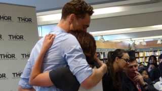 Tom Hiddleston singing Happy Birthday  Kinokuniya Sydney 2013 [upl. by Drus]