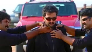 രാജുഏട്ടന്റെ ഒരു അടിപൊളി മാസ്സ്സീൻ   Prithviraj Mass Scene  Thanthonni [upl. by Gaw]