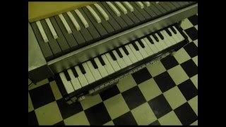 Clavioline Old Analog Synthesizer [upl. by Issie]