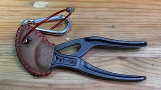 Cobra xs with leather sheath cap keychain [upl. by Thorpe]