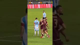 Así fue el tenso cruce de Messi y Soteldo • deportes argentina [upl. by Boyse931]