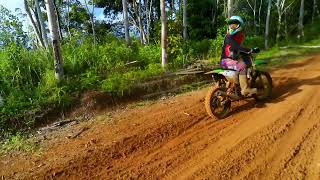 Lepas rantai yang berhujung balapan trailadventur motocross enduro balapan [upl. by Sheela]