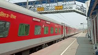 HWH WAP 7 39178 NEW DELHI 12302 HOWRAH RAJDHANI EXPRESS [upl. by Hajar]