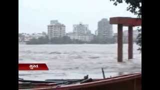 Sandesh News Many parts of south Gujarat received heavy rains Surat is mostly affected [upl. by Lenno812]