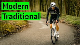 The Inbetweener Road Bike  LOOK 785 Huez Review [upl. by Araeit]