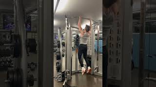 Who puts a pullup bar there 🤦‍♂️ pullups gym back fail muscle muscles pump arms fitness [upl. by Stace]