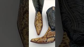 Las de Culebra 🐍boots piton serpiente snake piel western exotic [upl. by Salbu954]