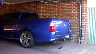 HOLDEN VZ SS Z CREWMAN [upl. by Mcnalley]