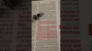 KJV vs NIV Acts 202224 [upl. by Letsyrhc]