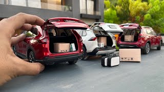 Mini Honda CRV vs Toyota RAV4 vs Nissan Rogue  118 Scale Small SUVs  Diecast Model Cars [upl. by Jarietta]