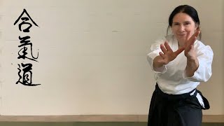 Aikido  BasisBewegungen Ikkyo undoShiho nage undo [upl. by Elsy]