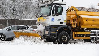 Storm Bert brings heavy snow to the UK [upl. by Ramah451]