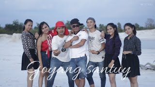 Lagu dayak terbaru quotGoyang santuyquot Remix Slow dayakremixkaltengmusik2020 [upl. by Kenton]