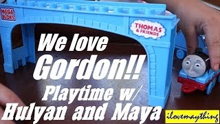 Mega Bloks GORDON Playtime w Hulyan amp Maya  Thomas amp Friends Toy Train [upl. by Croteau307]