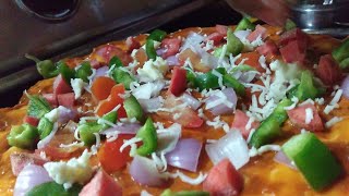 ghar mein pizza kaise banaye bina oven ke pizza kaise banaye how to make pizza [upl. by Verlee]