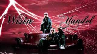 wisin y yandelahi voycon letras [upl. by Aiekam355]