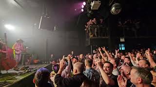 Steve n Seagulls Thunderstruck Nottingham Live [upl. by Ahsienar]