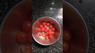 Entha tomato🍅 kitacha rasam வைக்க maranthurathirasam teastydontforgetshortvideorichindian [upl. by Seaman]