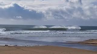 Carcavelos waves  épico  clássico  surf  bodyboard [upl. by Brackett]