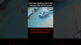 anak terjatuh dari mobil viral trending cctv trendingshorts fyp fypシ゚viral fypage tiktok [upl. by Hooker]