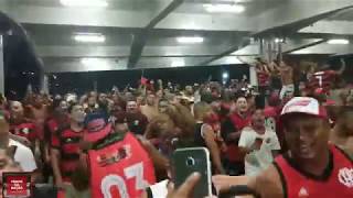 DESCIDA DA TORCIDA DO FLAMENGO APÓS A GOLEADA CONTRA O SAN JOSE  LIBERTADORES 2019 [upl. by Hogue]