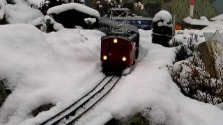 Gartenbahn FurkaBergstrecke Arosaexpress im Winter [upl. by Youngman714]