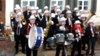 «Chnoiblätze»  «Guggenkonzert Guldentaler Fasnacht 2015»  Region Thal  Kanton Solothurn [upl. by Lowenstern]