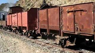 エリトリアの観光蒸気機関車。Mallet Steam locomotive in ERITREA [upl. by Salmon]