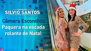 Paquera na Escada Rolante de Natal  Christmas Love Escalator Prank  Câmeras Escondidas 251222 [upl. by Peltz521]