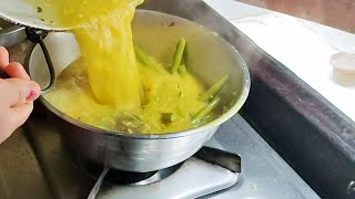 Sajne data diye biulir dal recipe in bengali  বিউলির ডালের রেসিপি সজনে ডাটা দিয়ে [upl. by Htbazile998]