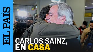 DAKAR 2024  Carlos Sainz al llegar a España quotLuchar levantarse e intentarlo otra vezquot  EL PAÍS [upl. by Farrington]