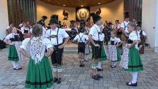 Kinder aus Schleching Chiemgau Bayern tanzen und singen quotBauernmadlquot  Volkstanz [upl. by Anavlys]