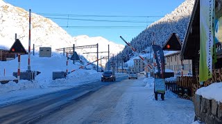 Bahnübergang Andermatt CH  Swiss Railroad Crossing [upl. by Anead914]