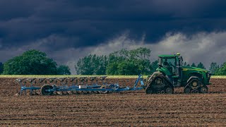 John Deere 8RX 410 with Lemken 9 furrow plough [upl. by Iahc647]