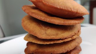 Wheat flour jaggery puri recipe गुलाची गोड पूरी खमंग खुसखुशीत पूर्या Indian healthy Sweet puri [upl. by Ahsinuq]