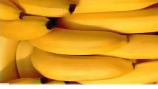 LETS PEEL AND CUT BANANA 🍌HealthyFruitsAsmr [upl. by Podvin464]