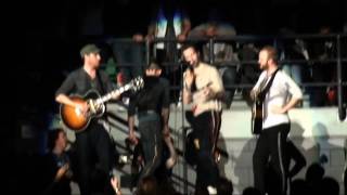 Coldplay  Im a Believer Acoustic in the crowd Live In Melbourne HD Multi Angle [upl. by Ngo]