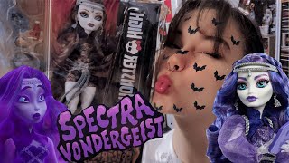 Spectra Vondergheist unboxing 👻👻💜💜 [upl. by Hsekin]