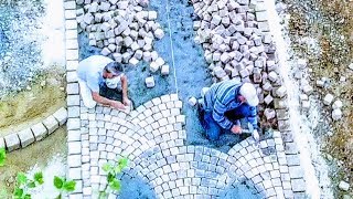 LAYING COBBLES TRADITIONAL ARC PATTERN NATURAL CUBE STONES CARPET TECHNIQUE GRITSTONE SETTS PRO [upl. by Alfie]