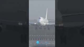 B747 CROSSWIND LANDING [upl. by Isaacs802]