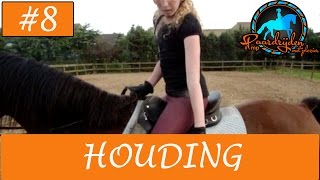 Paardrijden  Houding en eerste stappen op je paard [upl. by Laurena450]