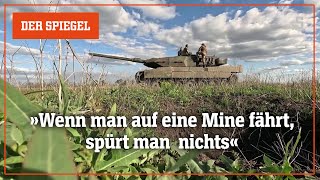 Ukrainekrieg Unterwegs mit einer Leopard2Besatzung  DER SPIEGEL [upl. by Eirlav]