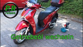 Getriebeöl wechseln Honda SH 125150 Roller [upl. by Leibarg648]