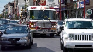 Philadelphia Fire Dept Engine 11 Responding [upl. by Lyrrad]