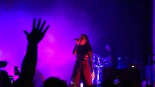 BANKS  Mind Games Live at Enmore Theatre 2017 [upl. by Beulah]