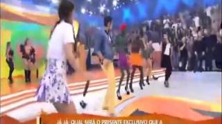 Paula Fernandes dança funk do Hulk Magrelo [upl. by Areivax]