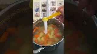 Kartoffelsuppe  einfaches Rezept  Kinderleichte Becherküche [upl. by Ynnob]