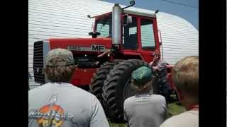 Massey Ferguson Tractors amp Combine on Iowa Farm Auction 62712 [upl. by Annaynek]