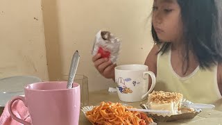 MERIENDA TIME  EATING SPAG AND MAJA [upl. by Linehan]